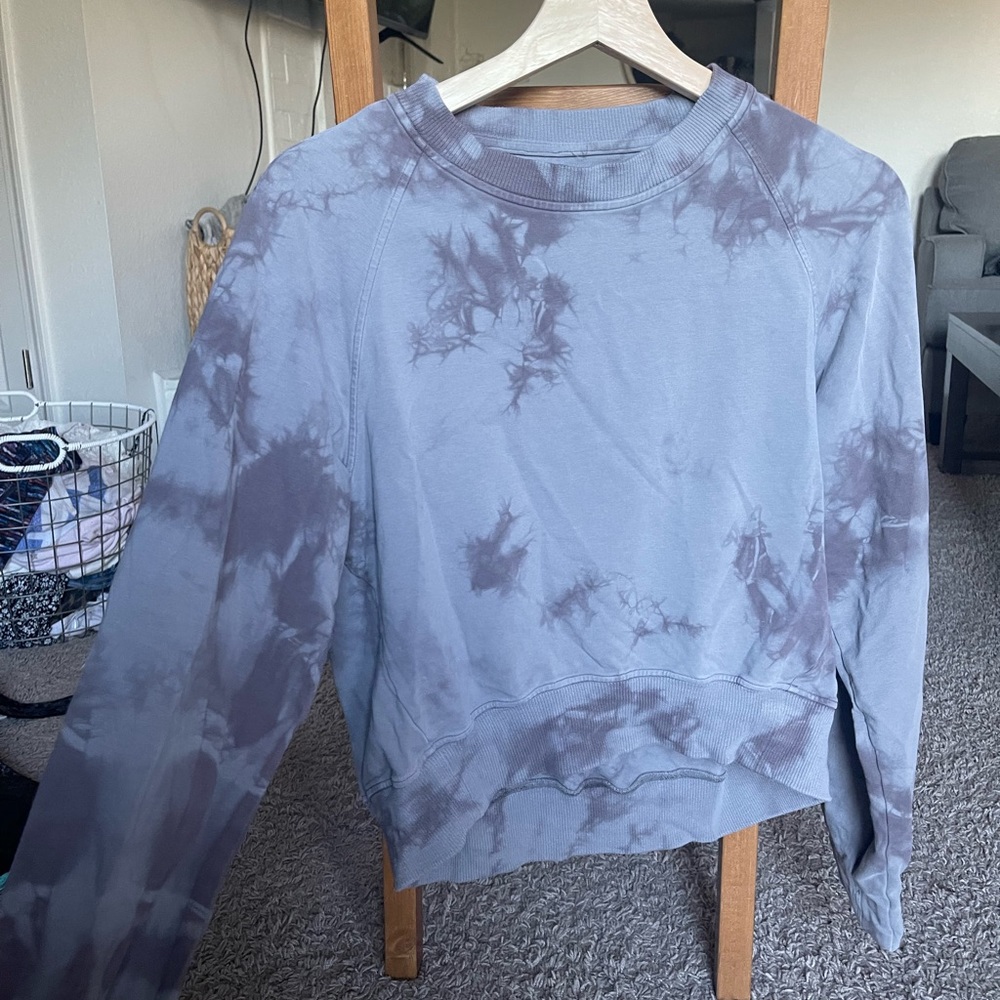 Lululemon Tie Dye pullover sweatshirt